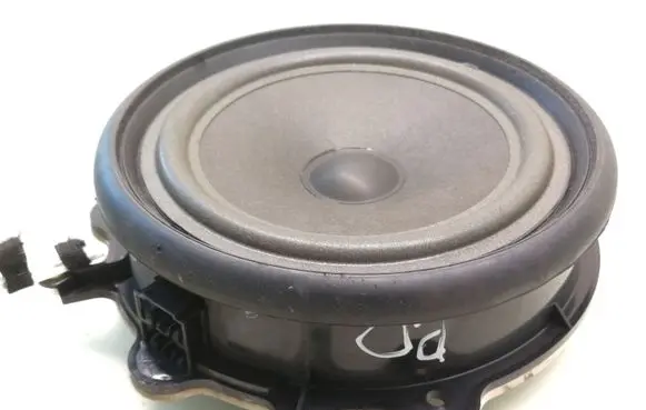 Audi A4 S4 B7 8E 8H Front door speaker 8E0035411