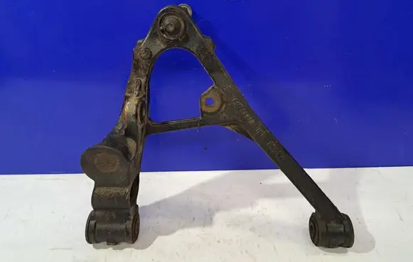 Front lower control arm/wishbone