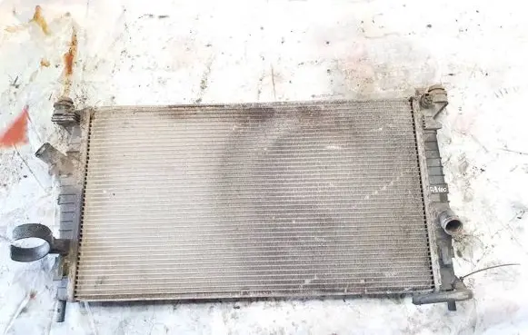 Ford Focus C-MAX Coolant radiator 3m5h8005tl