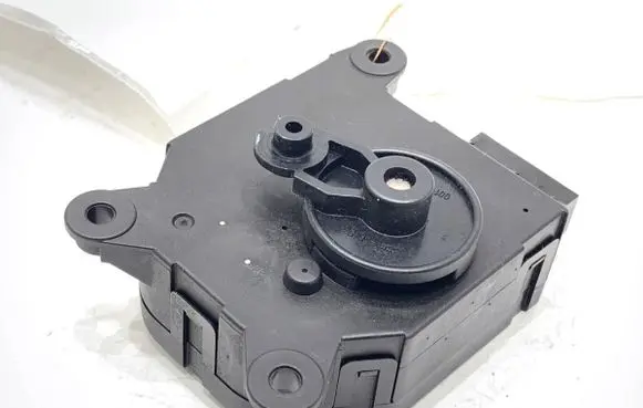 Fiat Croma Air flap motor/actuator 006973Z
