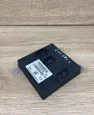 Mercedes-Benz E W211 Door control unit/module 2115450532