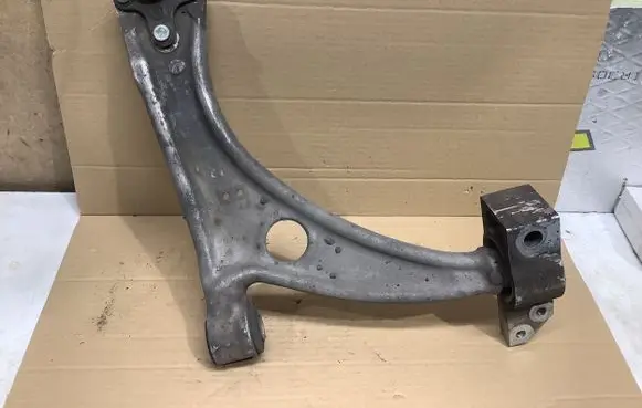 Volkswagen Sharan Front lower control arm/wishbone 3C0153D