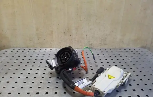 Volvo XC90 Electric car charge socket 31384939 32266632 31409667