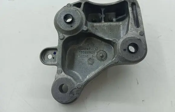 Citroen C5 Aircross Engine mounting bracket 326F27 17357R01 6015132