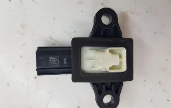 Volvo S90, V90 Airbag deployment crash/impact sensor 31406731