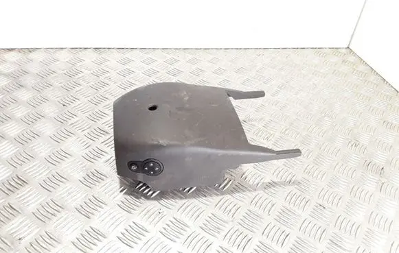 Steering wheel column trim