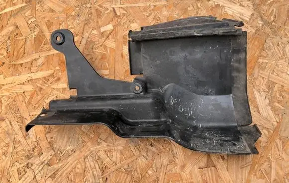 Intercooler air guide/duct channel