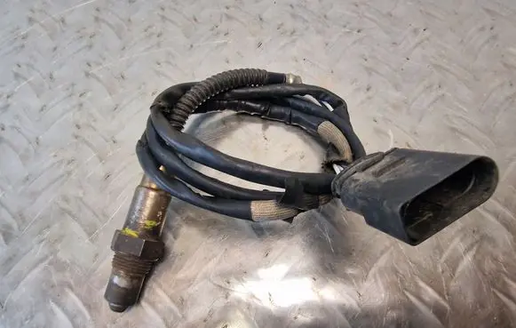 Audi A6 S6 C5 4B Lambda probe sensor 058906265B