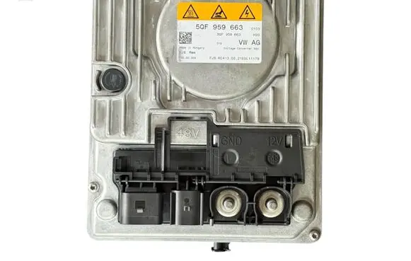 Audi Q3 F3 Voltage converter inverter 5QF959663