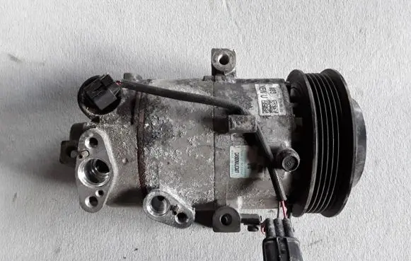KIA Ceed Air conditioning (A/C) compressor (pump) 97701M6300