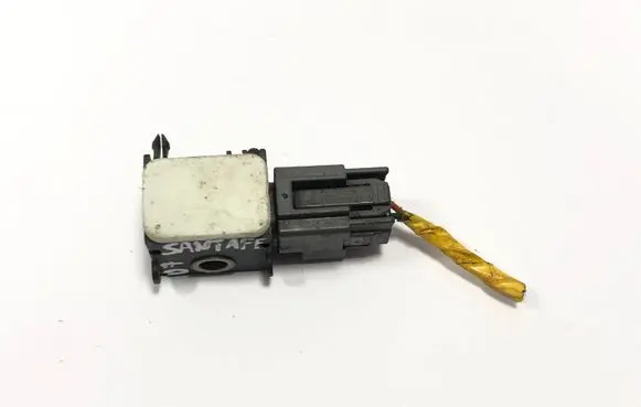 Hyundai Santa Fe Airbag deployment crash/impact sensor 9592028000 SA3200800 SA320080000