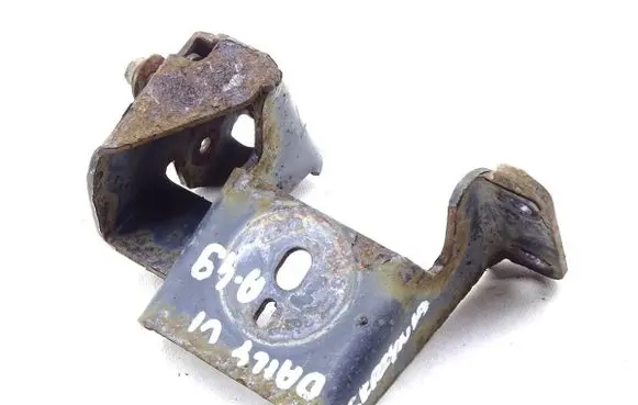 Iveco Daily 6th gen Gearbox mounting bracket 