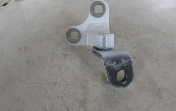 Tesla Model Y Rear door lower hinge 162668000B