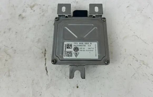 Porsche Panamera (970) Fuel injection pump control unit/module 7P0906093B A2C53355730 51274747