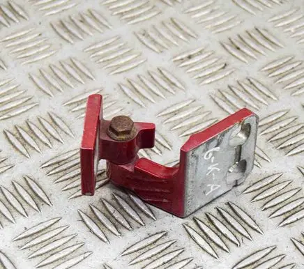 Fiat 500X Rear door lower hinge 51940487
