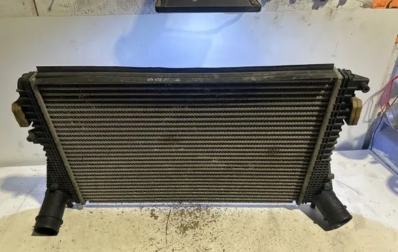 Volkswagen Golf VI Intercooler radiator 1K0145803AF