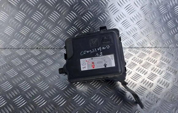 Opel Crossland X Battery box tray 99XXTTLN03 240820