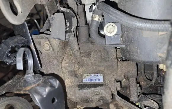 Citroen C8 Fuel injection high pressure pump 0445010021