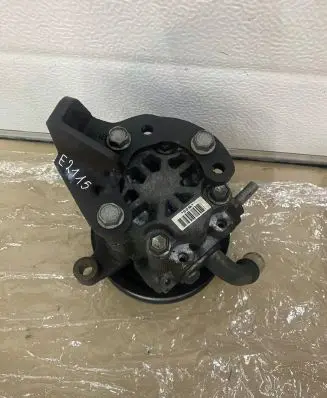 Chrysler 300 - 300C Engine mounting bracket 04891667AA E2115