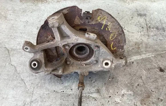 Chrysler 300 - 300C Rear wheel hub