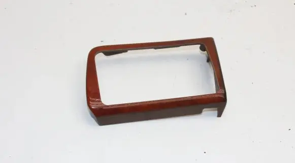 Lexus LS 430 Dashboard glove box trim