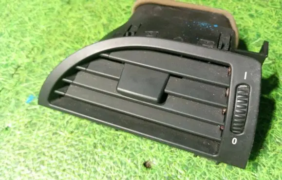 BMW 6 E63 E64 Dashboard side air vent grill/cover trim 64227009272 7009272