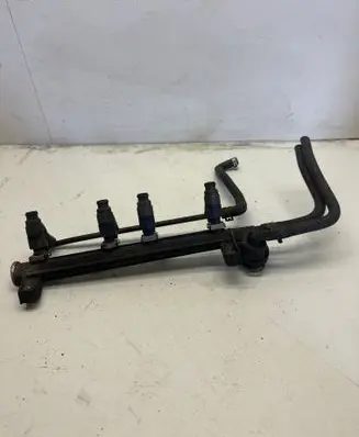 Volkswagen Golf IV Fuel injector 06A906031C