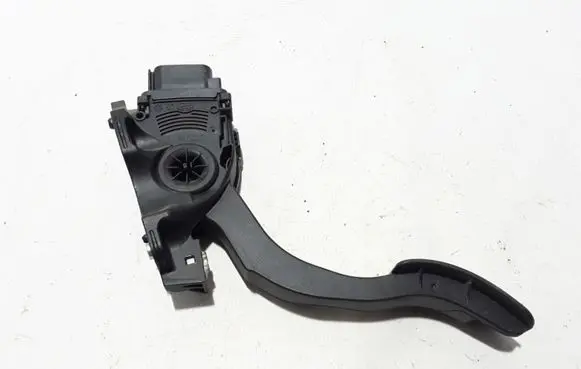 Volvo S80 Accelerator throttle pedal 31329057