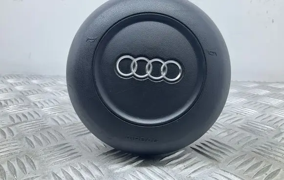 Audi TT TTS Mk2 Steering wheel airbag 8J0880201J