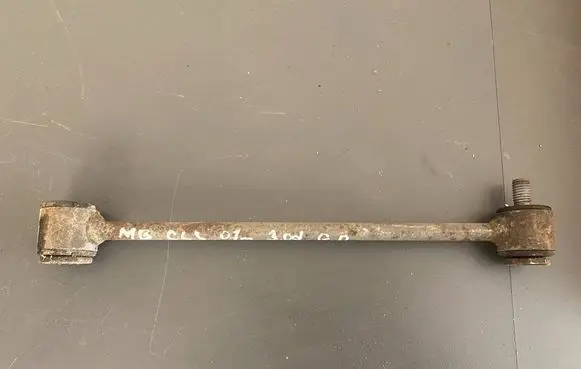 Mercedes-Benz CLS C219 Rear anti-roll bar/stabilizer link A2113203389