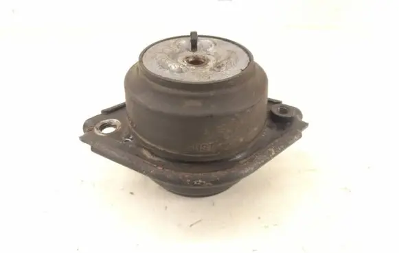 Mercedes-Benz R W251 Engine mount bracket 2512402617 2512404017