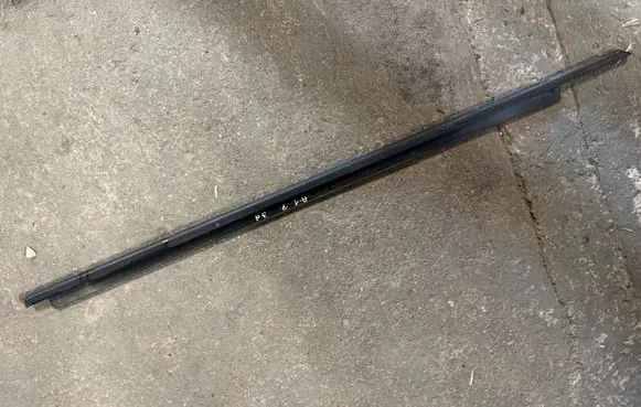 Audi A1 Front door windshield rail 8X3837448