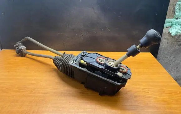 Gear shifter/selector