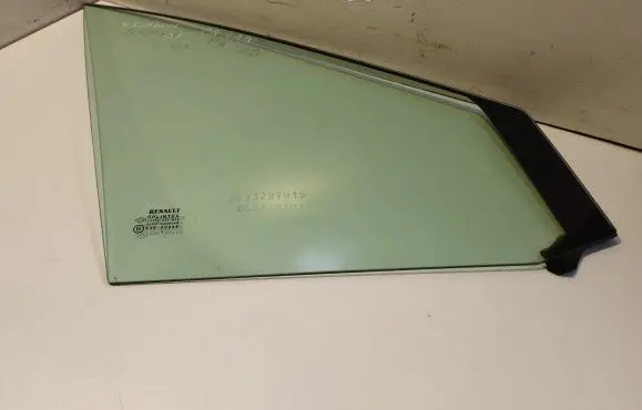 Renault Scenic II - Grand scenic II Front door vent window glass four-door 43R00049 DOT24AS2M25