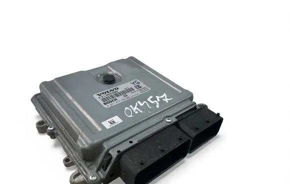 Volvo XC60 Engine control unit/module ECU P31303388 0281015286