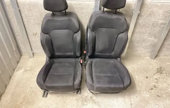 Renault Megane IV Seat set 