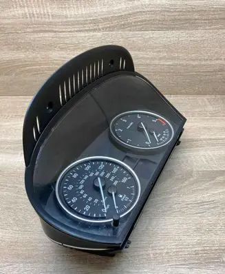 BMW 5 E60 E61 Speedometer (instrument cluster) 9168865 110080213 Used
