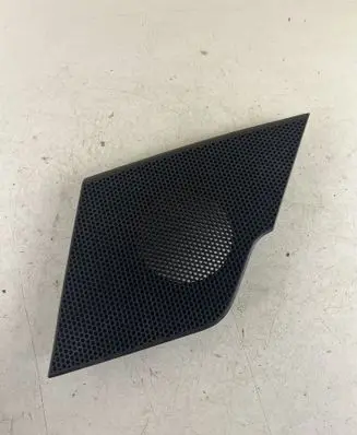 Jeep Cherokee Side speaker trim/cover 1YQ70TRMAD 5077632 2537709