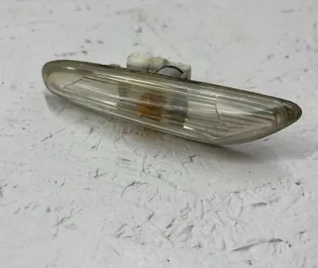 BMW 3 E90 E91 Front fender indicator light 7253325