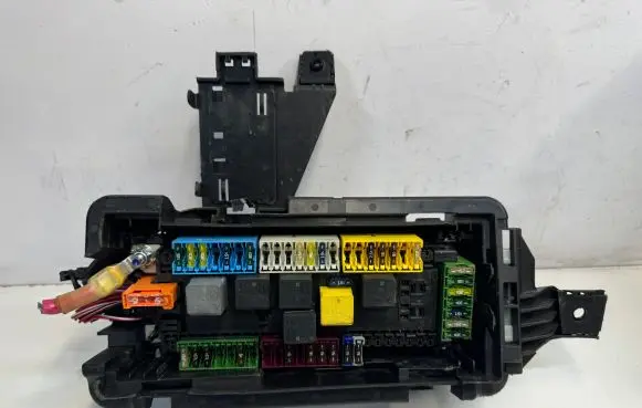 Mercedes-Benz GLE (W166 - C292) Fuse module A1669061202