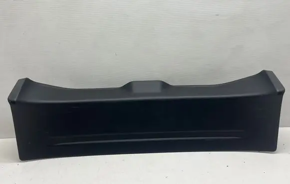 Nissan Rogue Tailgate trim 909006RR0A
