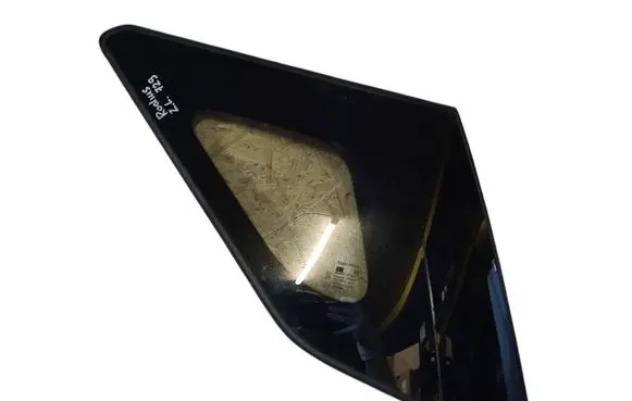 SsangYong Rodius Rear side window 7931021600 E001143 43R00240