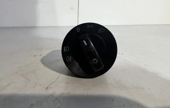 Volkswagen Touran I Light switch PA6GFGB30
