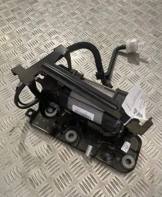 Volvo XC90 Air suspension compressor/pump 15150000713 15155000872