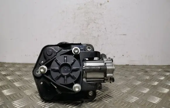 Mitsubishi Outlander Other engine bay part 4L140542