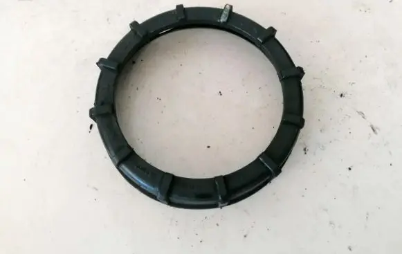 Volkswagen New Beetle In tank fuel pump screw locking ring/nut kt0321201375a