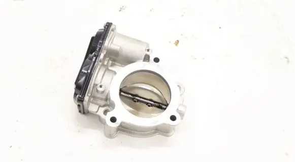 Volvo XC60 Throttle valve 32223833