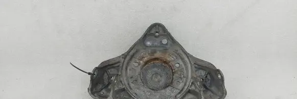 Volkswagen PASSAT B5.5 Coil spring mount 8D0412383E