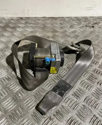 Volkswagen New Beetle Front seatbelt 1C1857706G 33006643