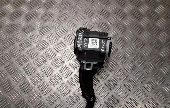 BMW iX1 Rear seatbelt 9875720